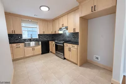 231 N 12th St #2, Newark, NJ 07107 - Photo 9