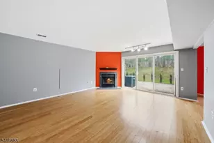 177 Hyde Park Rd, Franklin Township, NJ 08873 - Photo 5