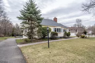 119 Reynolds Ave, Parsippany, NJ 07054 - Photo 3