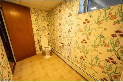 119 Reynolds Ave, Parsippany, NJ 07054 - Photo 33