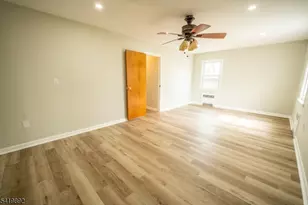 119 Reynolds Ave, Parsippany, NJ 07054 - Photo 15