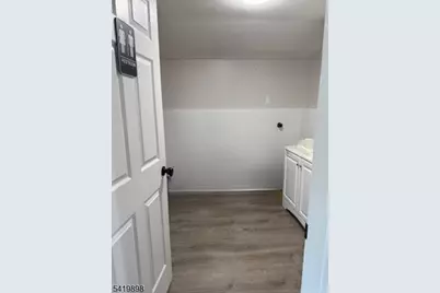 574 Pompton Ave, Cedar Grove, NJ 07009 - Photo 11