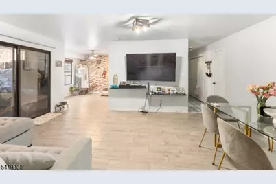 660-672 N Broad St #8, Elizabeth, NJ 07208 - Photo 3