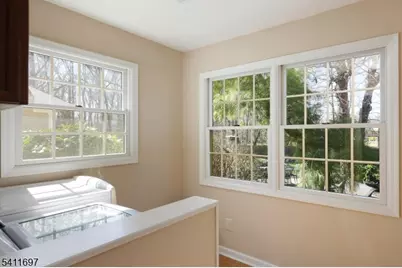 26 Allenby Lane, Scotch Plains Township, NJ 07076 - Photo 21