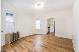 19 Sylvan Pl, Montclair, NJ 07042 - Photo 7