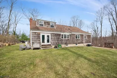 13 Forest View Dr, Washington Township, NJ 07853 - Photo 33