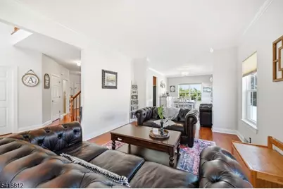 654 Skyline Dr, Jefferson Township, NJ 07849 - Photo 7