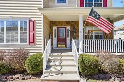 654 Skyline Dr, Jefferson Township, NJ 07849 - Photo 3