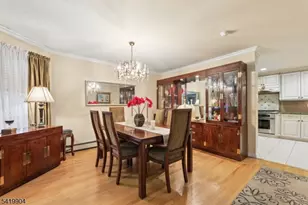 7 Valen Ct, Franklin Lakes, NJ 07417 - Photo 7