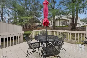 7 Valen Ct, Franklin Lakes, NJ 07417 - Photo 31