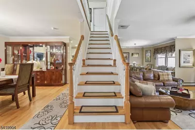 7 Valen Ct, Franklin Lakes, NJ 07417 - Photo 13