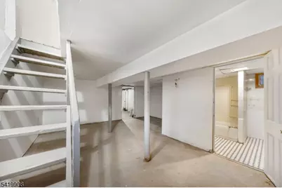 838 Rebecca Pl, Elizabeth, NJ 07201 - Photo 13