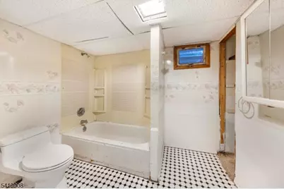 838 Rebecca Pl, Elizabeth, NJ 07201 - Photo 15