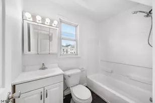 838 Rebecca Pl, Elizabeth, NJ 07201 - Photo 7