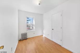 838 Rebecca Pl, Elizabeth, NJ 07201 - Photo 11