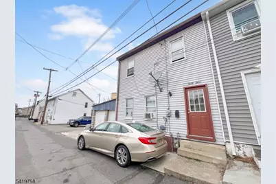 33 Cedar Aly, Phillipsburg, NJ 08865 - Photo 1