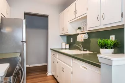 100 Pierson Miller Dr #9, Pompton Lakes, NJ 07442 - Photo 13