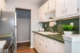 100 Pierson Miller Dr, Pompton Lakes, NJ 07442 - Photo 13