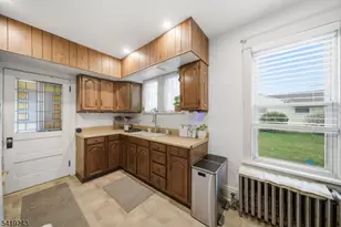 205 Pershing Ave, Pohatcong Township, NJ 08865 - Photo 9