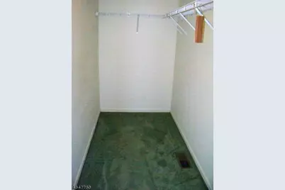 27 Briar Ln, Raritan Township, NJ 08822 - Photo 23