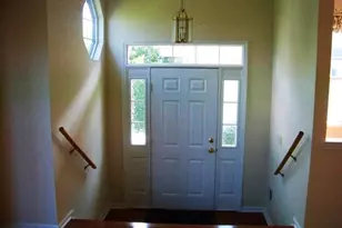 27 Briar Ln, Raritan Township, NJ 08822 - Photo 5