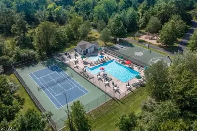 27 Briar Ln, Raritan Township, NJ 08822 - Photo 25