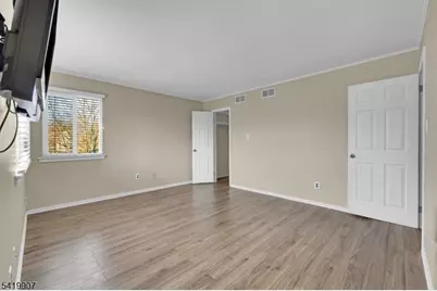 26 Whitehall Ct, Hillsborough Township, NJ 08844 - Photo 15