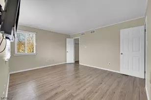 26 Whitehall Ct, Hillsborough Township, NJ 08844 - Photo 15