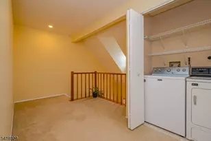 262 Abbey Dr, Franklin Township, NJ 08873 - Photo 15