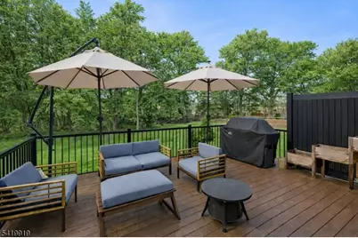 27 Brambling Road Carriages, Berkeley Heights Township, NJ 07922 - Photo 3