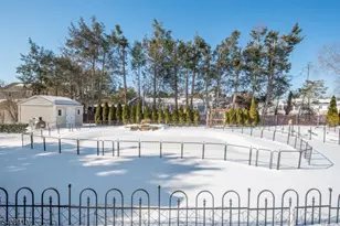 9 Robert Dr, East Hanover Township, NJ 07936 - Photo 21