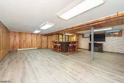 9 Robert Dr, East Hanover Township, NJ 07936 - Photo 17