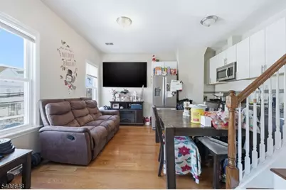 314 7th Ave W, Newark, NJ 07107 - Photo 17