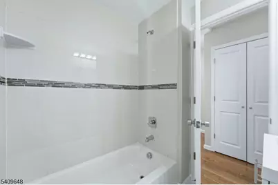 314 7th Ave W, Newark, NJ 07107 - Photo 11