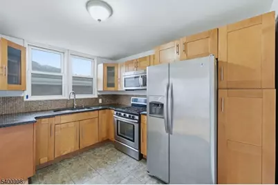 71 Newark Ave, Belleville, NJ 07109 - Photo 11