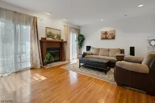 34 Lockley Ct, Mountain Lakes, NJ 07046 - Photo 9