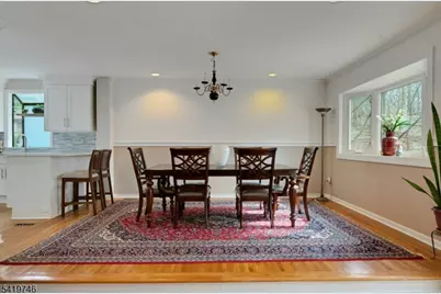 34 Lockley Ct, Mountain Lakes, NJ 07046 - Photo 5