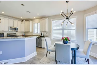 27 Potter Rd, Hillsborough Township, NJ 08844 - Photo 17