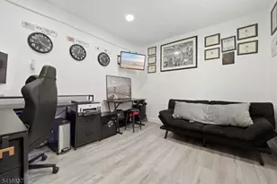 5 Epping Dr, Kenilworth, NJ 07033 - Photo 13