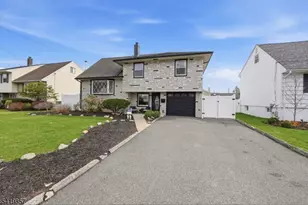 5 Epping Dr, Kenilworth, NJ 07033 - Photo 1