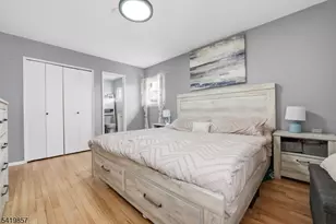 5 Epping Dr, Kenilworth, NJ 07033 - Photo 19