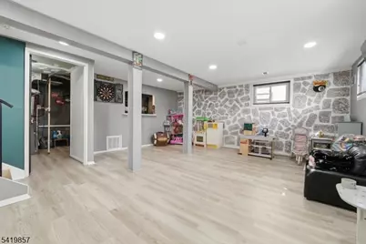 5 Epping Dr, Kenilworth, NJ 07033 - Photo 29