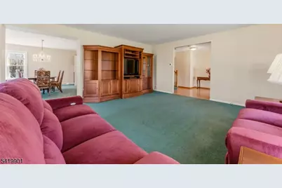 5 Leiv Eirikson Ave, Franklin Township, NJ 08540 - Photo 11