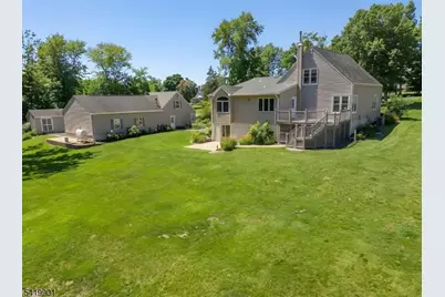 5 Leiv Eirikson Ave, Franklin Township, NJ 08540 - Photo 45