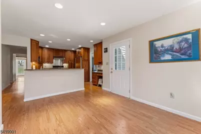 5 Leiv Eirikson Ave, Franklin Township, NJ 08540 - Photo 21