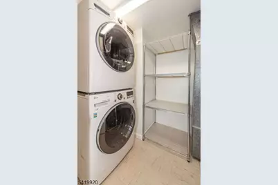 69 Amethyst Lane, Paterson, NJ 07501 - Photo 7