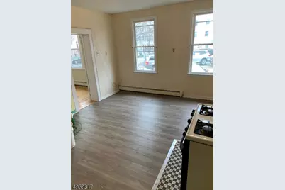 82 Prospect St #1, Newark, NJ 07105 - Photo 3