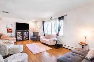 127 Horseneck Rd, Fairfield, NJ 07004 - Photo 5