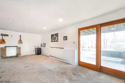 127 Horseneck Rd, Fairfield, NJ 07004 - Photo 21