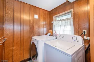 127 Horseneck Rd, Fairfield, NJ 07004 - Photo 27